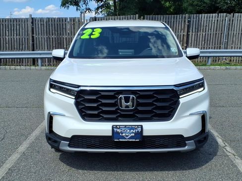 Used 2023 Honda Pilot EX-L image 2