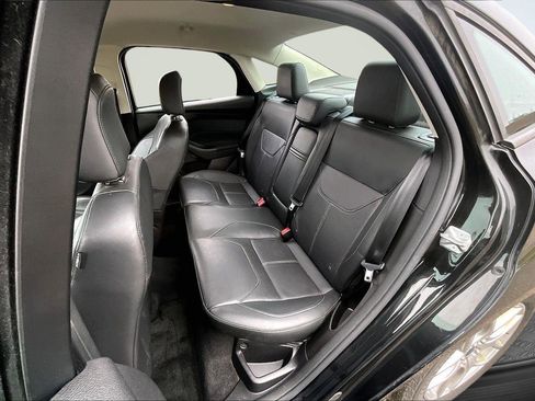 Used 2015 Ford Focus SE w/ Equipment Group 201A image 26