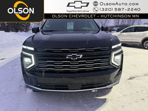 Certified 2025 Chevrolet Suburban High Country image 8