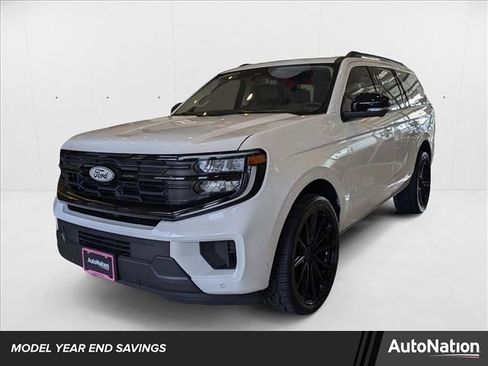 New 2025 Ford Expedition Active image 1