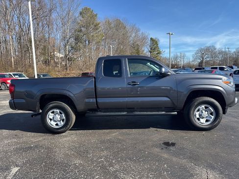 Used 2023 Toyota Tacoma SR image 2