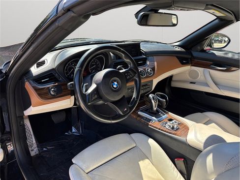 Used 2015 BMW Z4 sDrive35i image 6