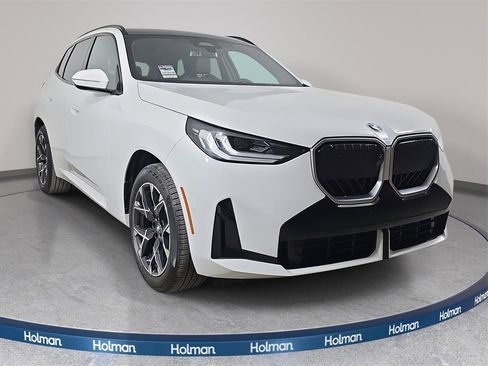 Certified 2025 BMW X3 xDrive30i image 3