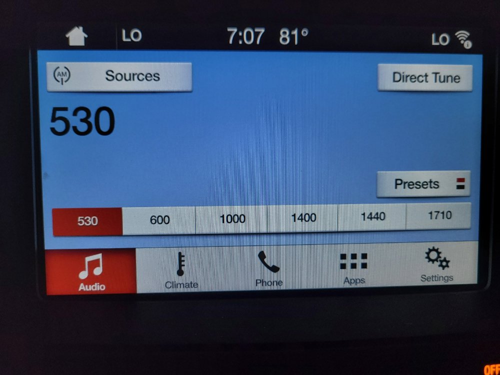 Used 2017 Ford Explorer XLT w/ Equipment Group 202A AWD/4WD image 25