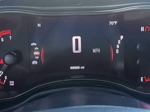 Used 2018 Dodge Durango R/T w/ Technology Group image 40