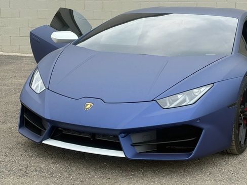 Used 2019 Lamborghini Huracan LP 580-2 RWD image 34