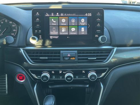 Used 2018 Honda Accord Sport image 13