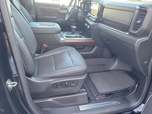 Used 2022 GMC Sierra 1500 SLT w/ SLT Convenience Package image 15