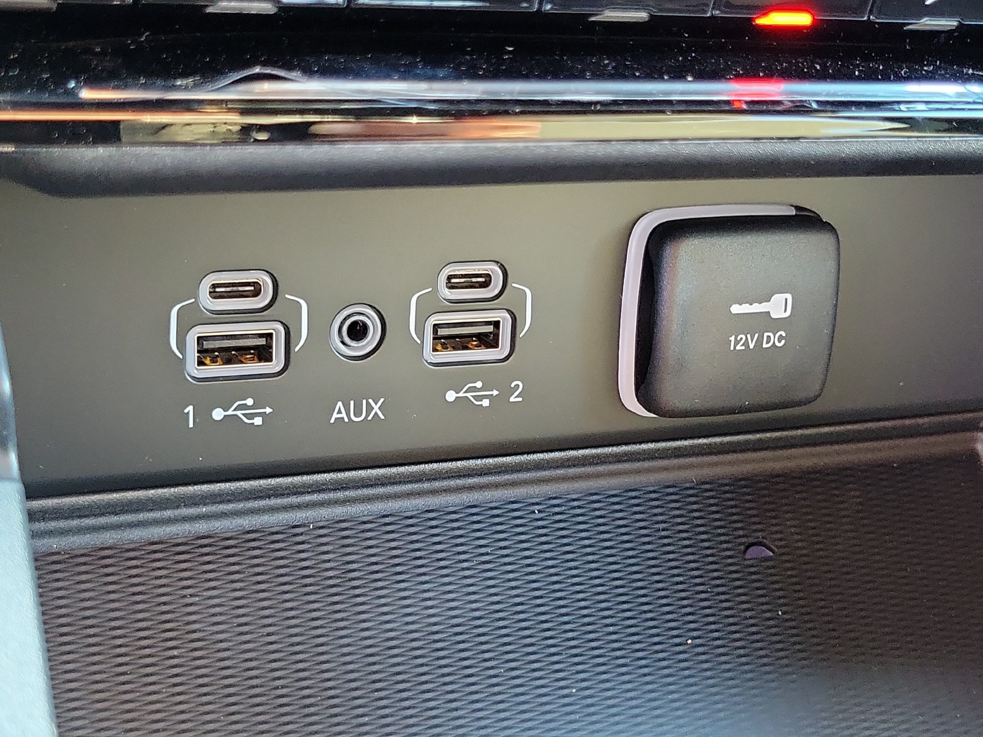 New 2026 Jeep Grand Cherokee Laredo X AWD/4WD image 10