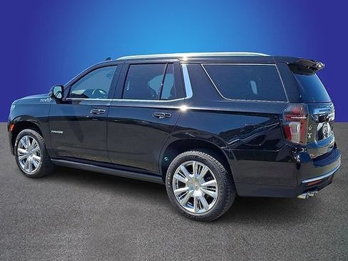Used 2024 Chevrolet Tahoe High Country w/ Premium Package 2 AWD/4WD image 5