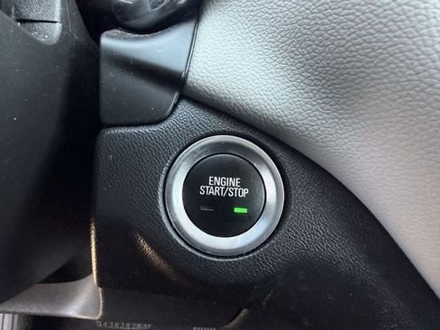 Used 2023 Chevrolet Equinox LT w/ Driver Convenience Package FWD image 21