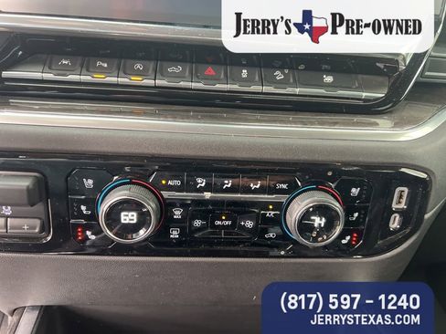 Used 2022 Chevrolet Silverado 1500 LTZ w/ LTZ Premium Package image 12