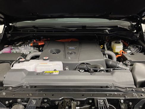 New 2026 Toyota Tundra Limited image 9