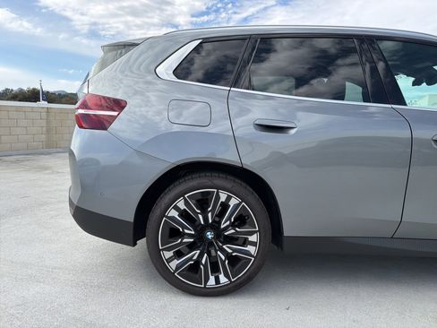 Used 2025 BMW X3 xDrive30i w/ Premium Package image 5