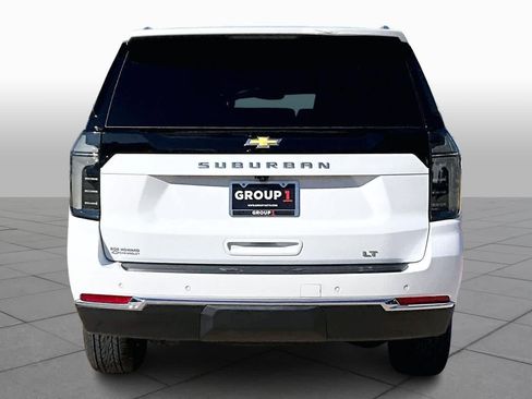 New 2026 Chevrolet Suburban LT w/ Comfort Package image 5