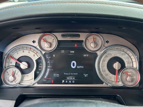 Used 2015 RAM 1500 Laramie Longhorn w/ Convenience Group image 17