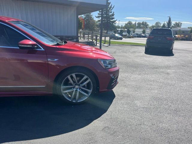Used 2017 Volkswagen Passat 1.8T R-Line FWD image 16