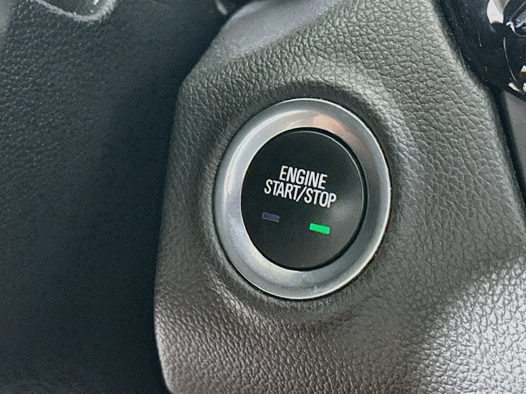 Used 2017 Buick Envision Essence FWD image 20
