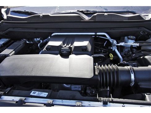 Used 2024 GMC Canyon Elevation w/ Convenience Package image 29