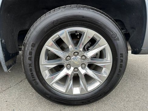 Used 2019 Chevrolet Silverado 1500 LTZ w/ LTZ Premium Package image 10