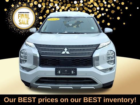 Used 2024 Mitsubishi Outlander SE image 3