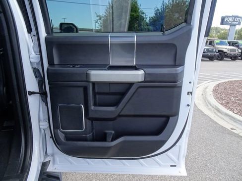 Used 2018 Ford F150 Lariat w/ Equipment Group 502A Luxury image 19