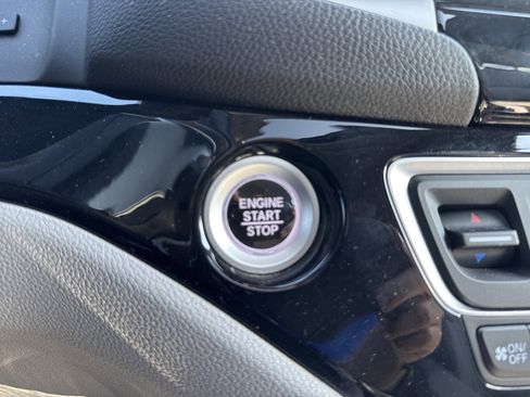 Used 2020 Honda Ridgeline RTL-E image 18