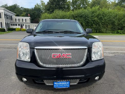 Used 2008 GMC Yukon Denali AWD/4WD image 2