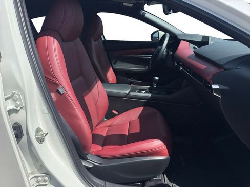 Used 2024 MAZDA MAZDA3 s image 15