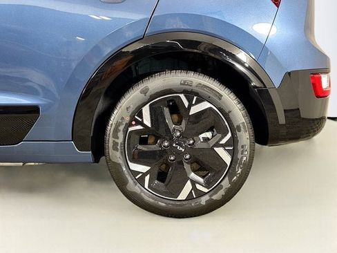 New 2026 Kia Niro Wind FWD image 10
