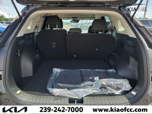New 2026 Kia Sportage LX FWD image 11