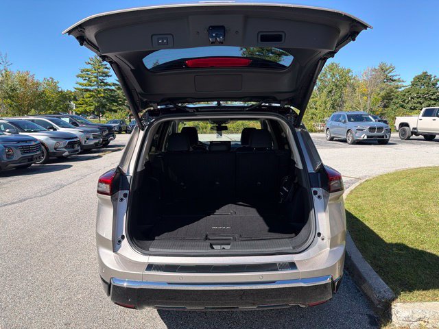 New 2026 Nissan Rogue Platinum AWD/4WD image 13