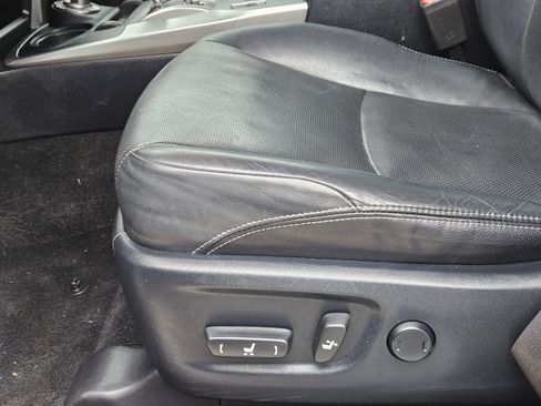 Used 2018 Toyota 4Runner Limited image 31