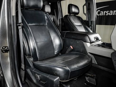 Used 2019 Ford F250 Lariat w/ Lariat Ultimate Package AWD/4WD image 31