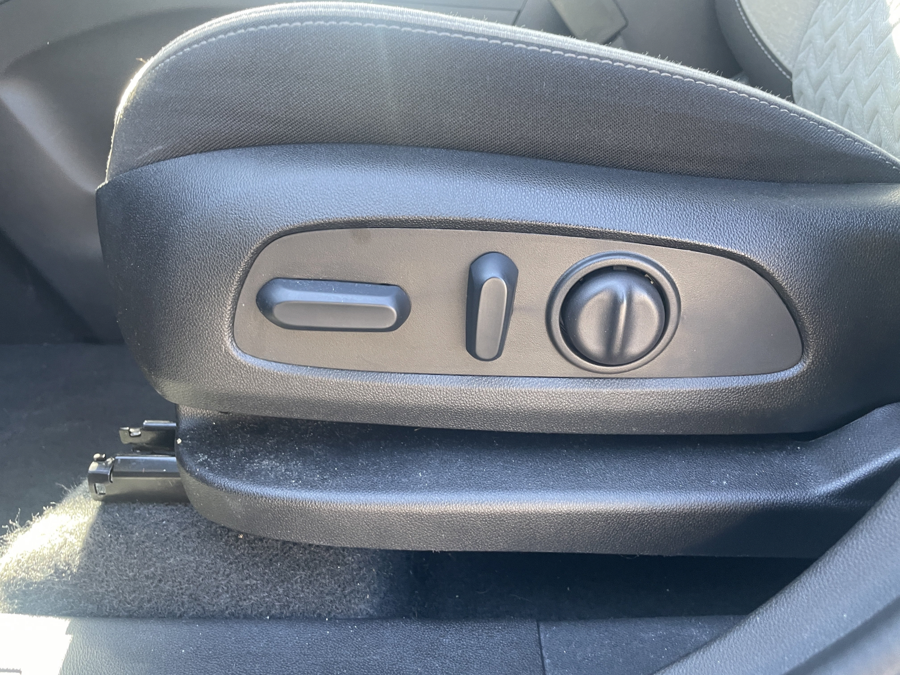 Used 2024 Chevrolet Equinox LS w/ LS Convenience Package AWD/4WD image 8