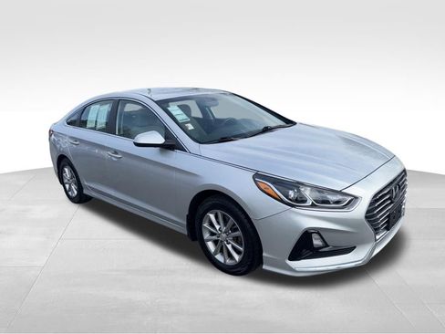 Used 2018 Hyundai Sonata SE image 8