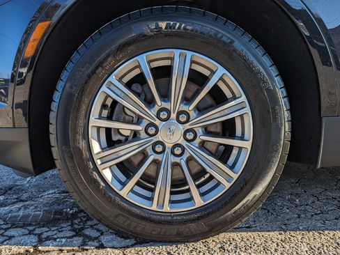 Used 2019 Cadillac XT5 Luxury image 44