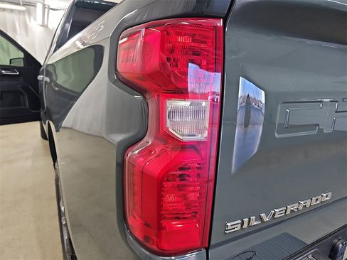 Certified 2025 Chevrolet Silverado 1500 LT image 17