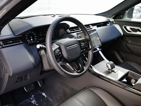 New 2026 Land Rover Range Rover Velar Dynamic SE image 22