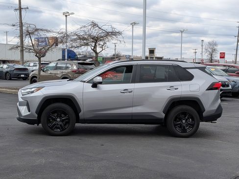 Used 2024 Toyota RAV4 XLE image 5