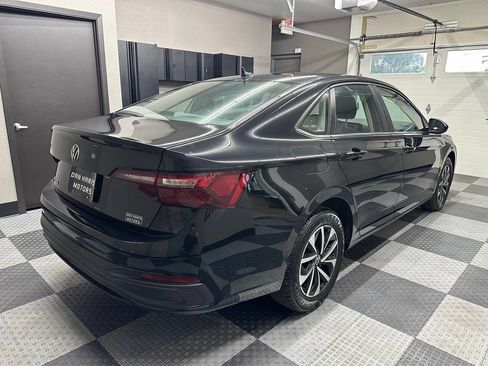 Used 2024 Volkswagen Jetta S image 9