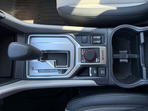 Used 2021 Subaru Forester Premium image 33