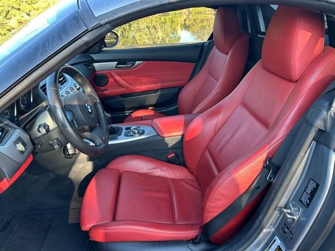 Used 2011 BMW Z4 sDrive35i image 13