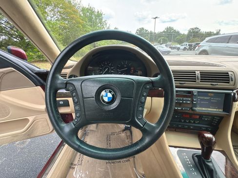 Used 2001 BMW 740iL RWD image 17