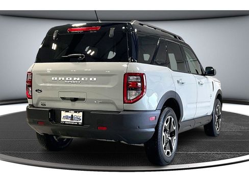 Used 2024 Ford Bronco Sport Outer Banks image 15