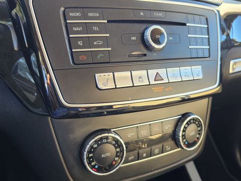 Used 2019 Mercedes-Benz GLS 450 4MATIC w/ Premium 1 Package image 36