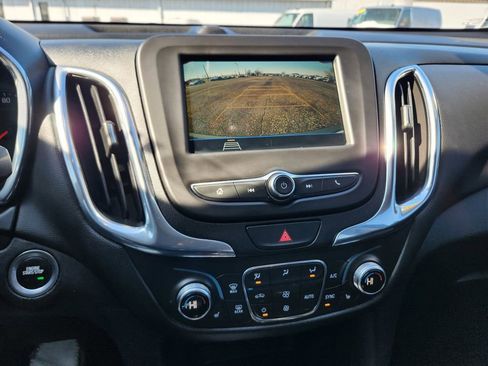 Used 2019 Chevrolet Equinox LT image 10