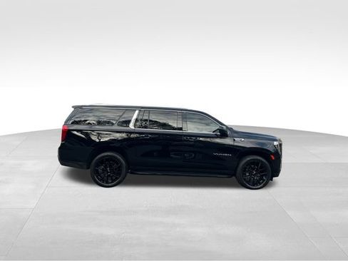 Used 2022 GMC Yukon XL SLE w/ Gmc Pro Safety Plus Package image 6