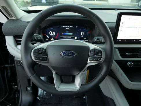 Used 2026 Ford Explorer Active w/ Active Comfort Package image 20