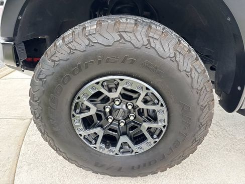 Used 2025 Ford F150 Raptor w/ Equipment Group 803A Raptor R AWD/4WD image 12